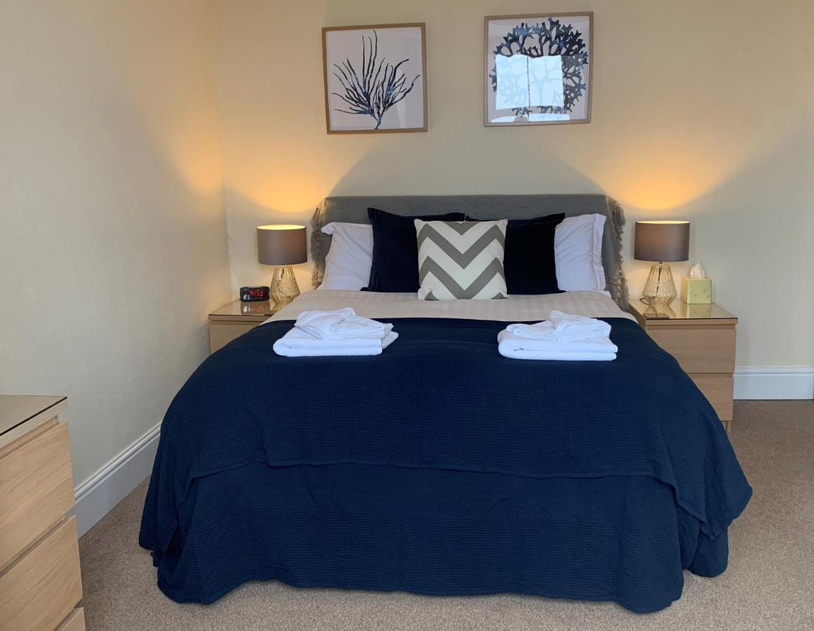 The Mounts Bay Inn Mullion Extérieur photo