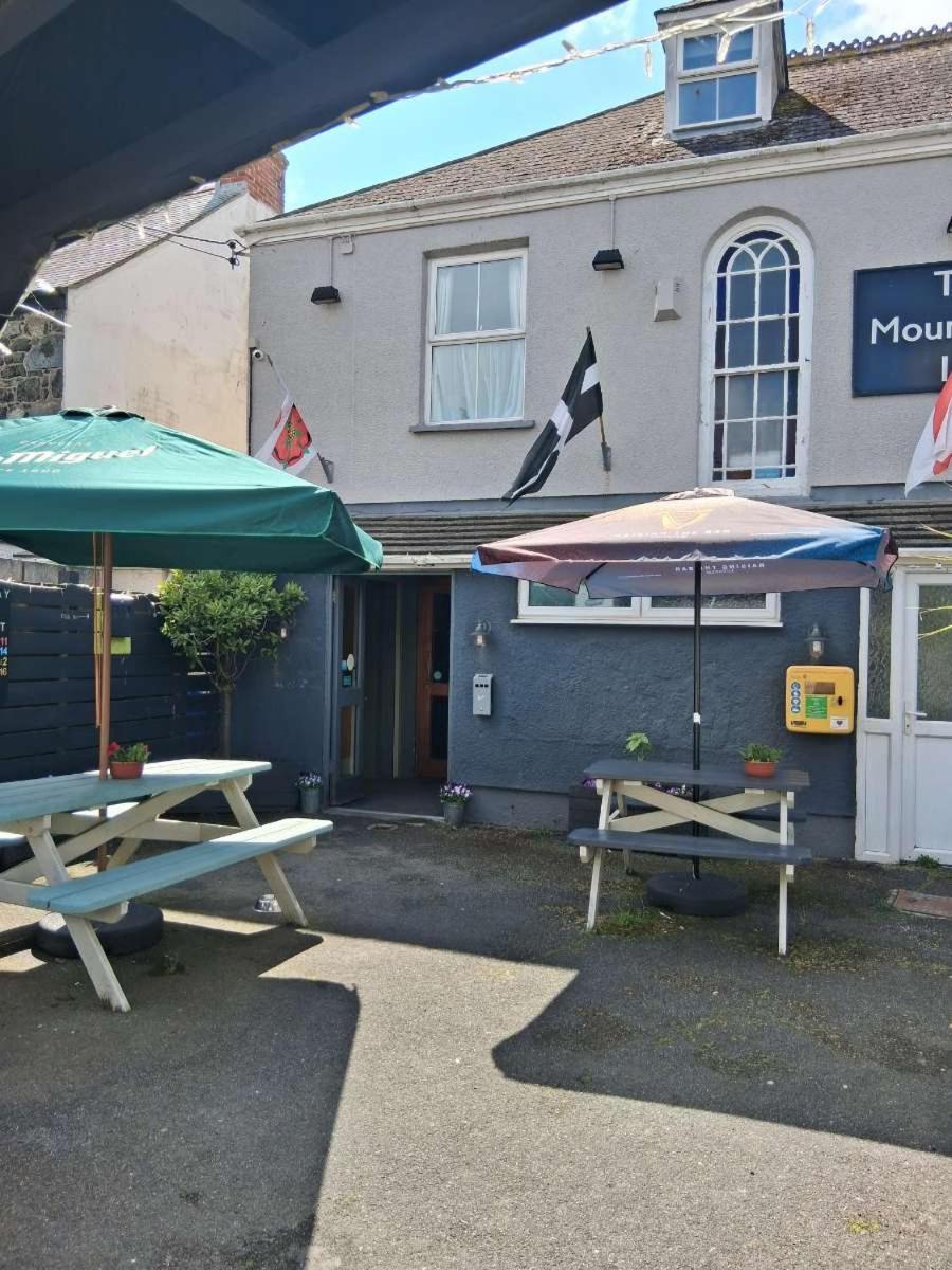 The Mounts Bay Inn Mullion Extérieur photo