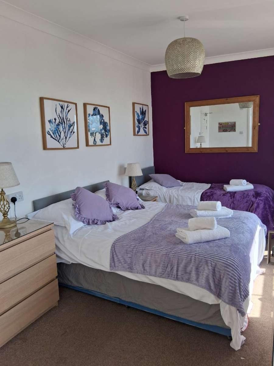 The Mounts Bay Inn Mullion Extérieur photo